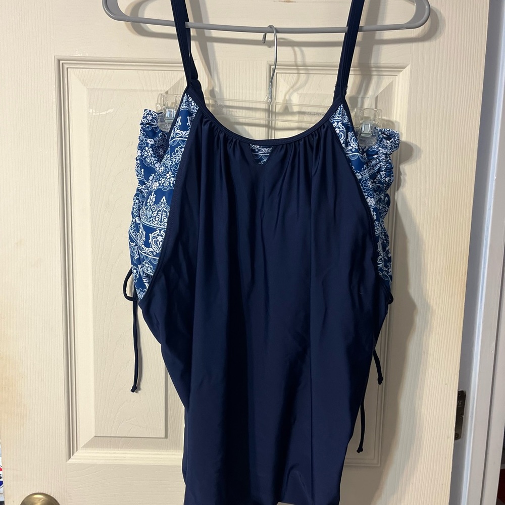 SHEIN Navy Blue Swim Tankini Top and swim shorts with White Accents